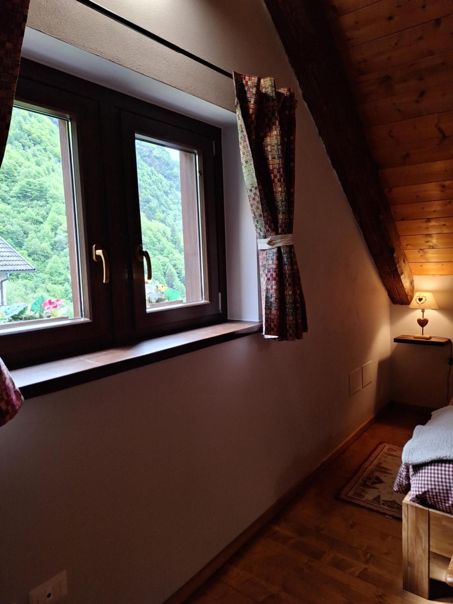 Locanda Del Sasso Rooms 크로도 외부 사진