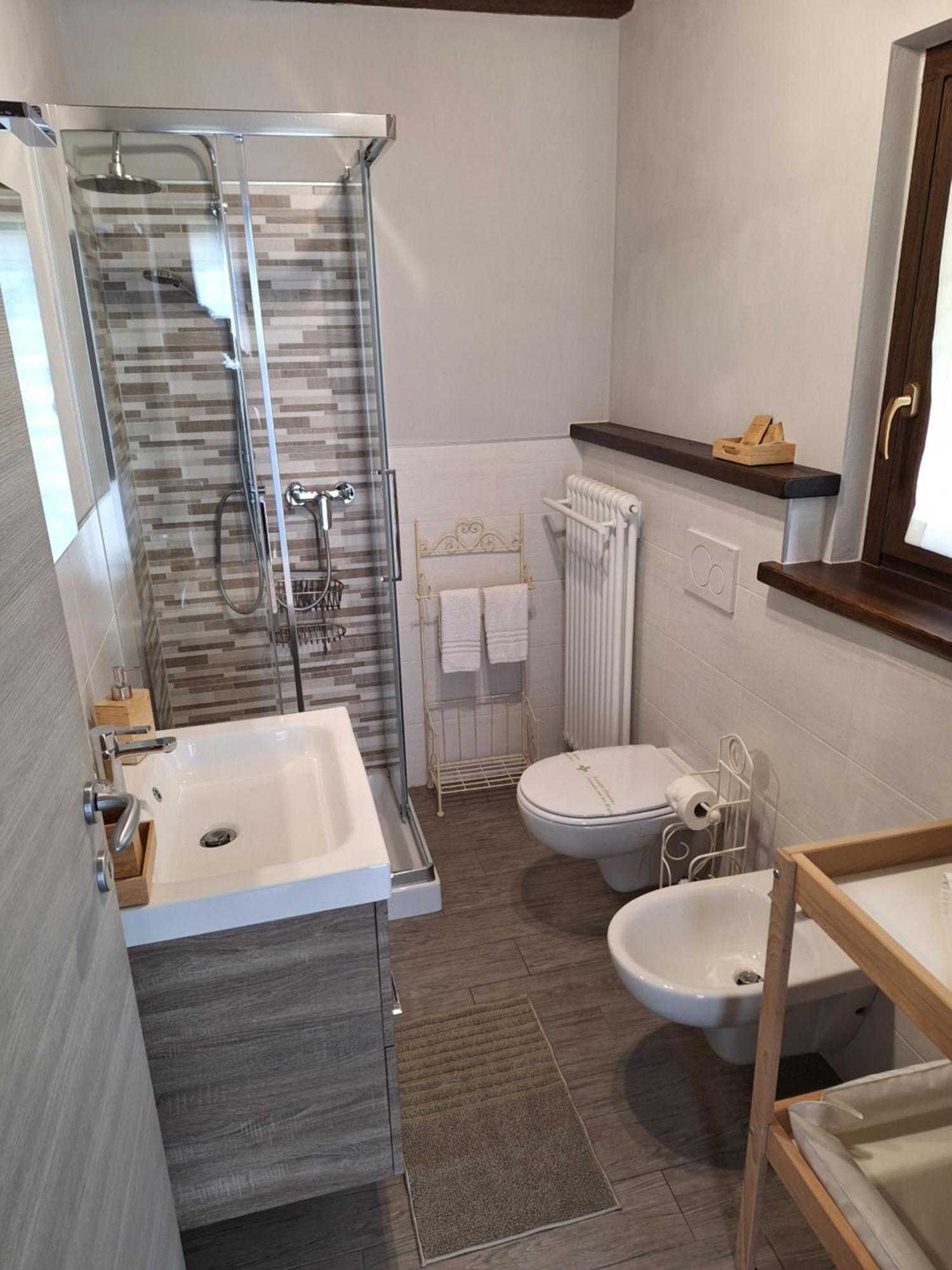 Locanda Del Sasso Rooms 크로도 외부 사진