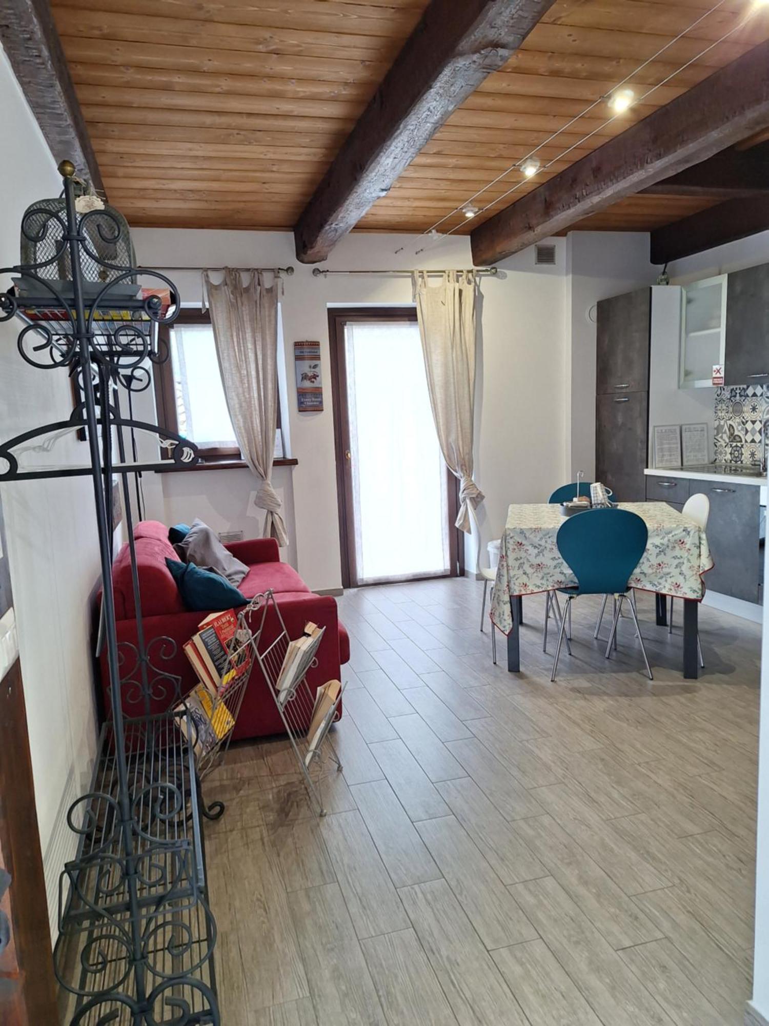 Locanda Del Sasso Rooms 크로도 외부 사진