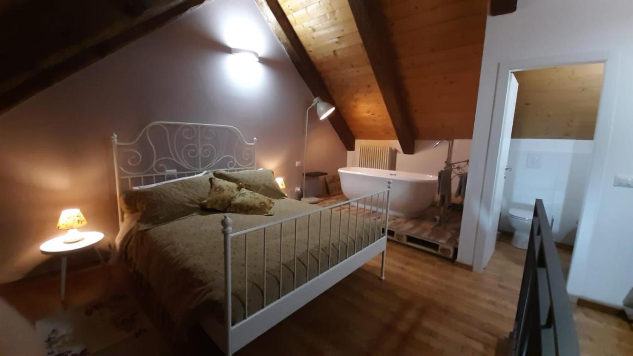 Locanda Del Sasso Rooms 크로도 외부 사진